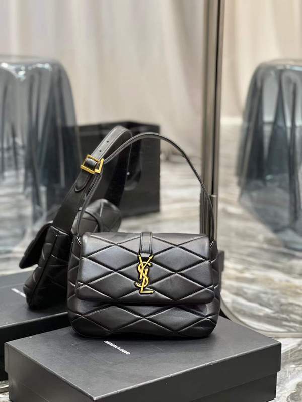 Yves Saint Laurent - Bags 