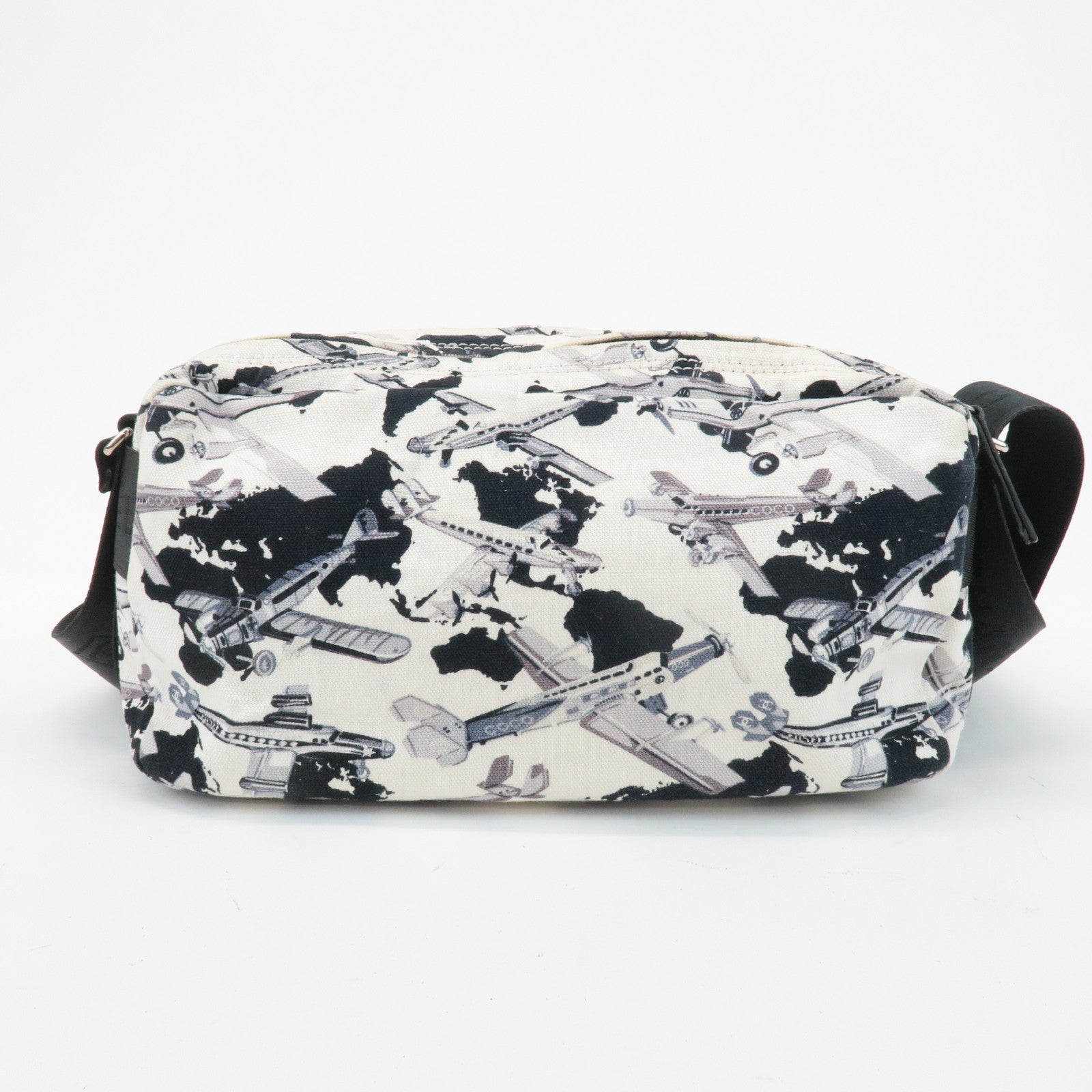 Chanel Shoulder Bag - Almora Bags