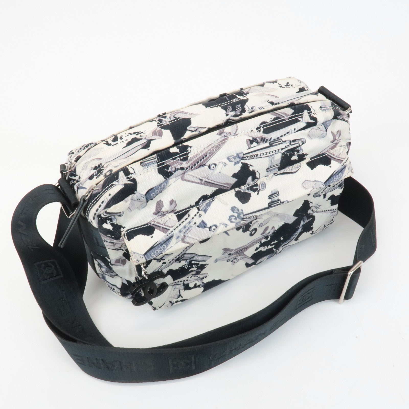 Chanel Shoulder Bag - Almora Bags