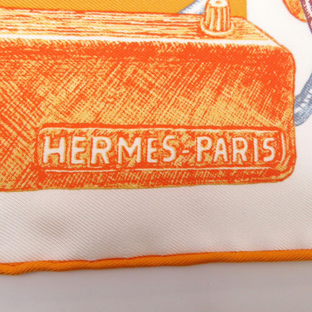 HERMES Carre Chevaloscope Neon Chevalscope Neon Size 45 White/Apricot/Rose Silk100%