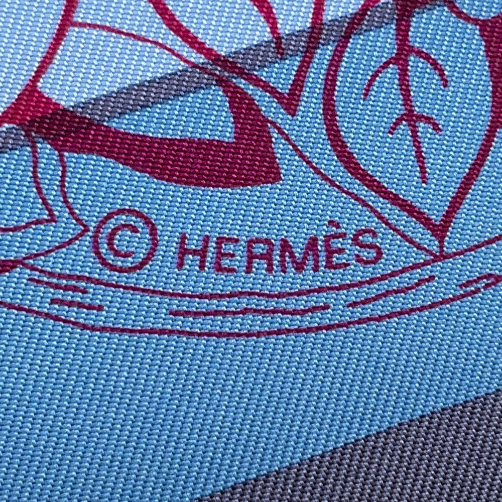 HERMES Carre JUNGLE LOVE RAINBOW Size 90 Blue/Rose/Grease003369S Silk100%