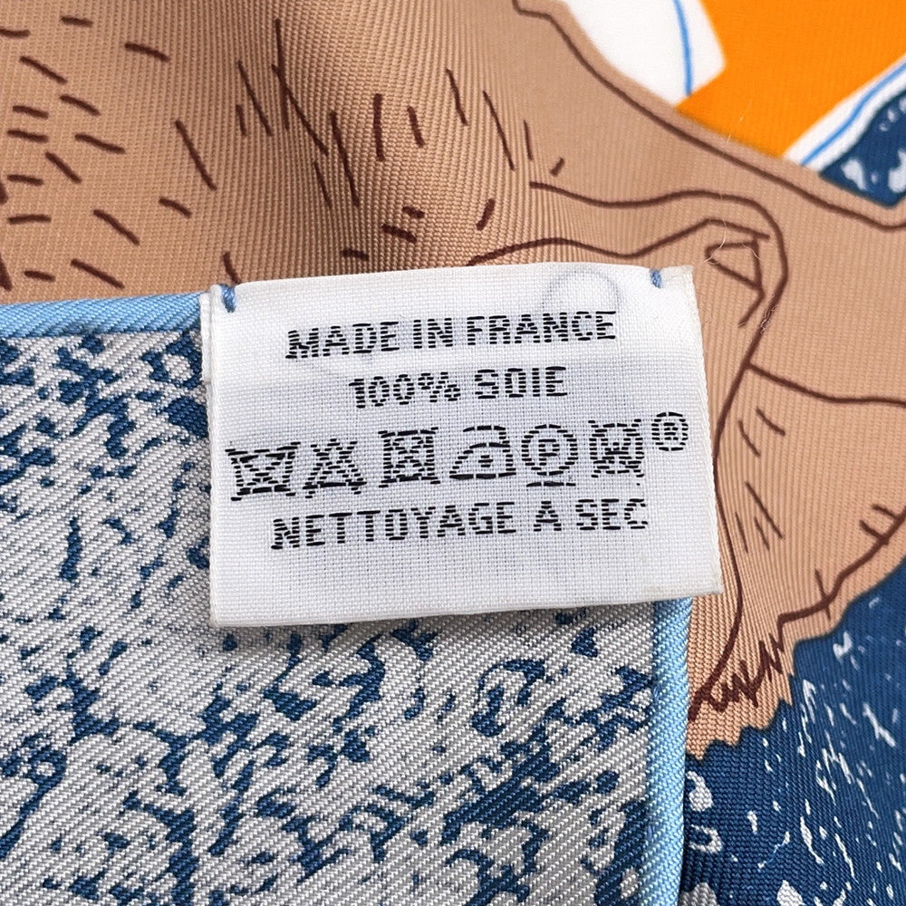 HERMES Carre Gavroche Lifelong Friends AMIS POUR LA VIE Fall/Winter 2022 Size 45 Navy/Orange/Brown Silk100%