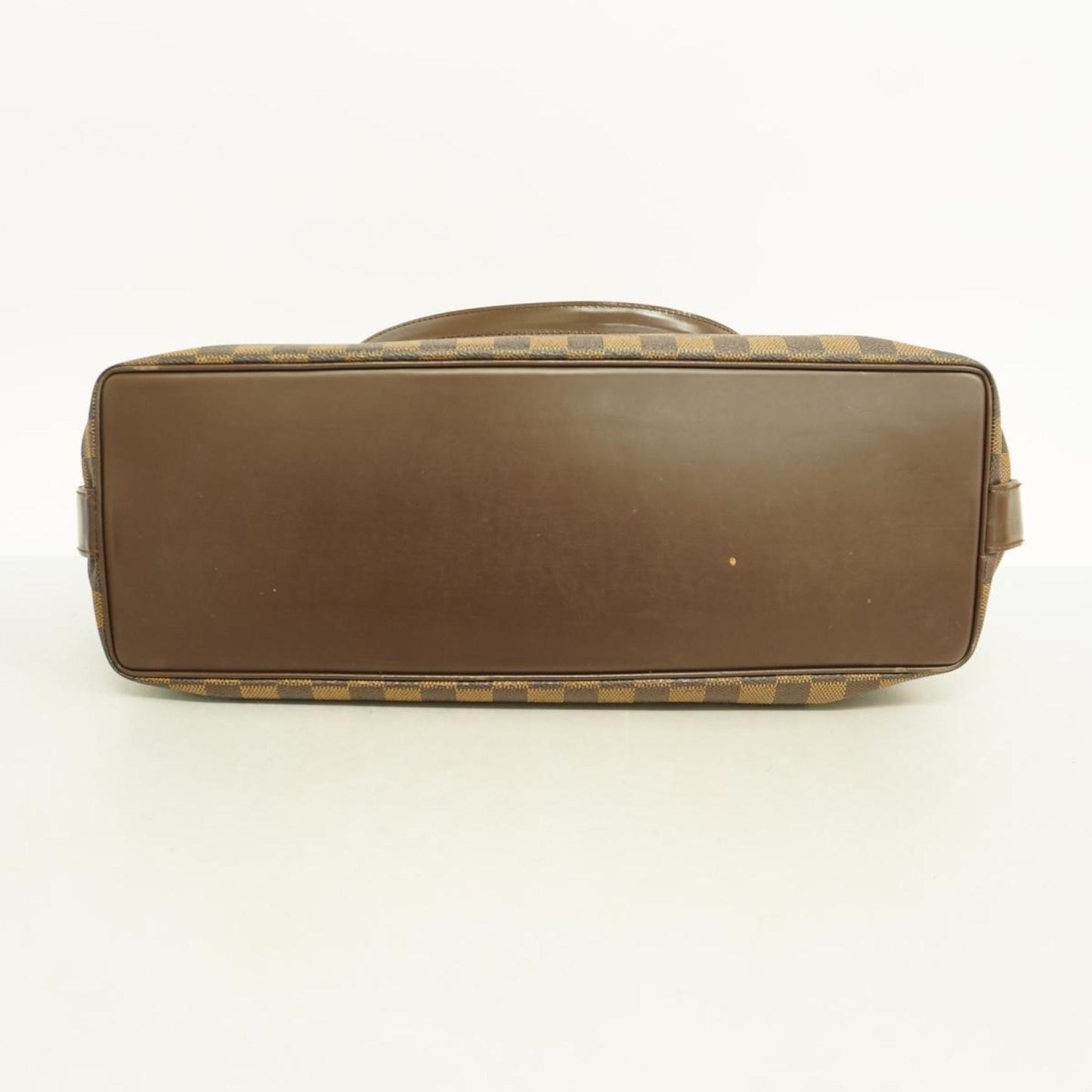 LOUIS VUITTON Chelsea Shoulder Bag