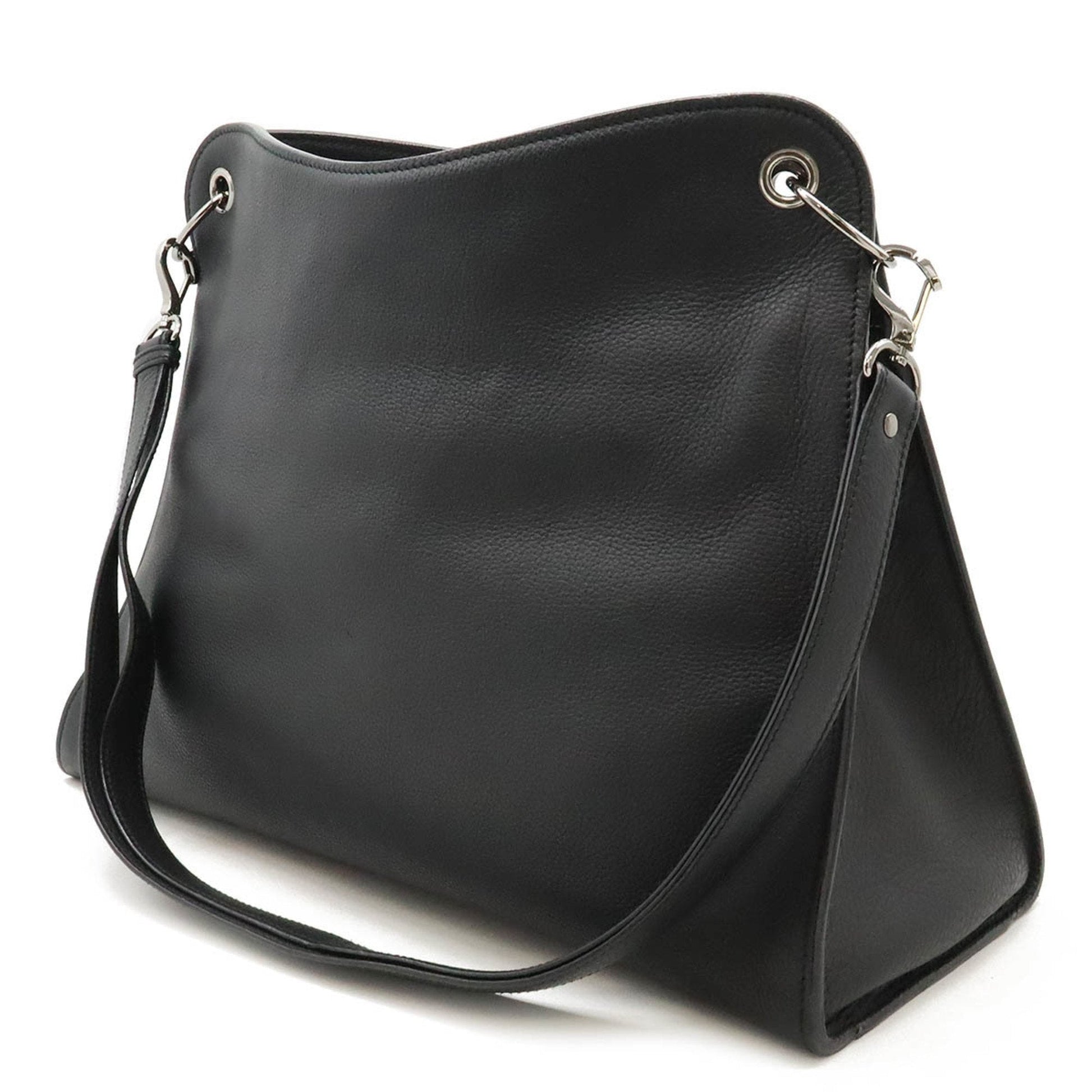 Gucci Leather Shoulder Bag