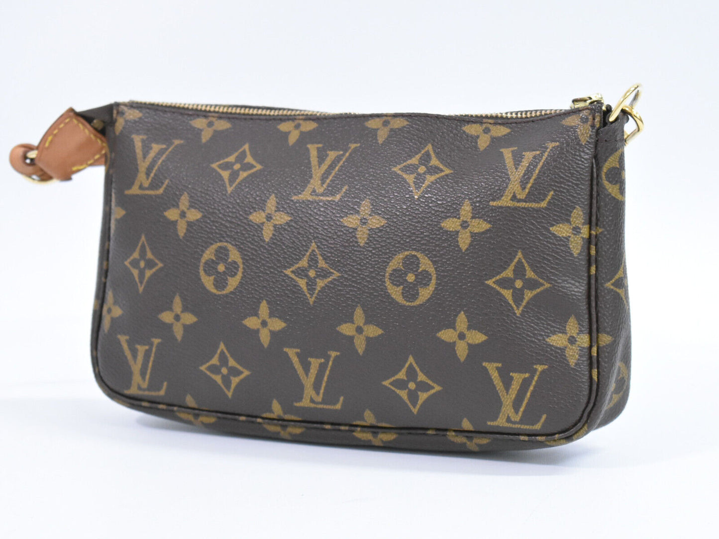 LOUIS VUITTON Pochette Accessoire Clutch Bag