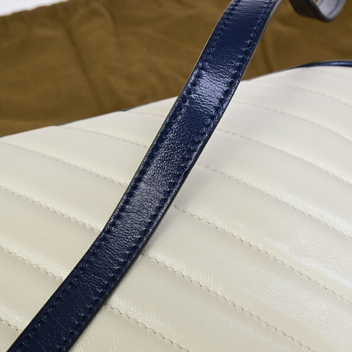 Gucci Leather Shoulder Bag
