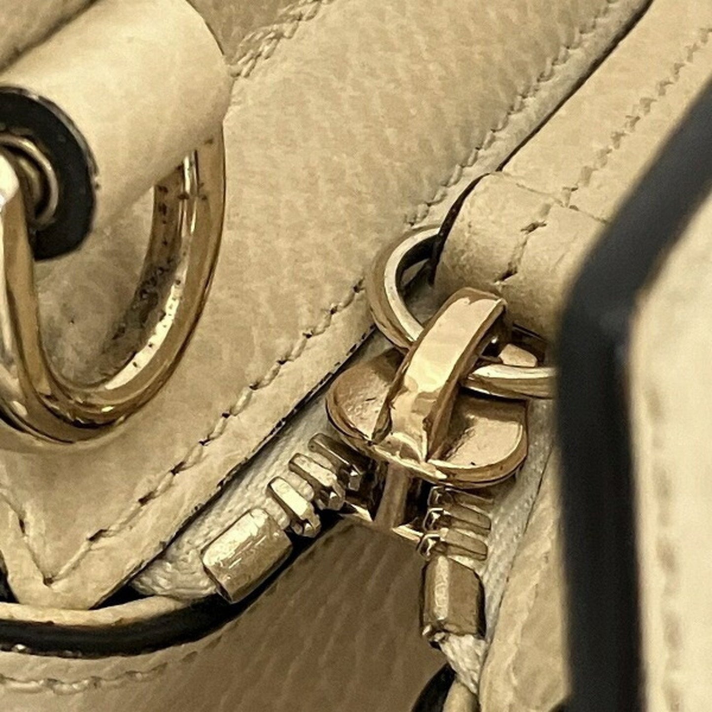 Gucci Leather Shoulder Bag