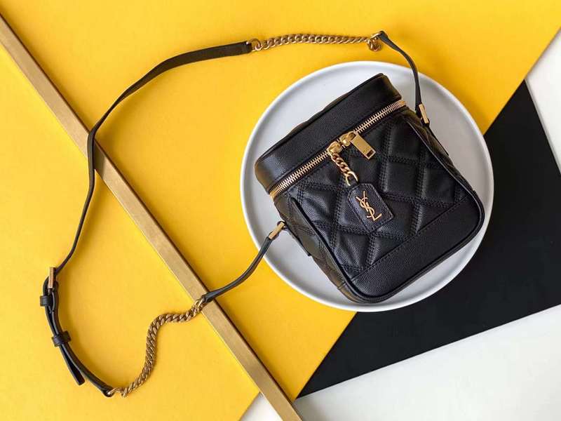 Yves Saint Laurent - Bags 