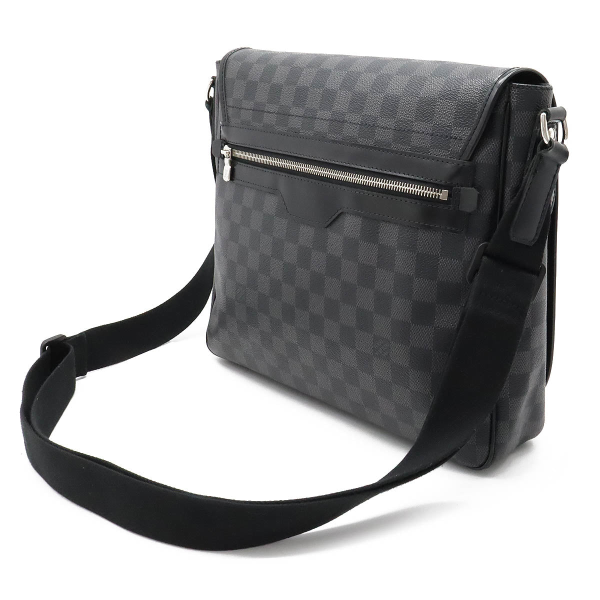 Louis Vuitton Daniel MM Messenger Bag