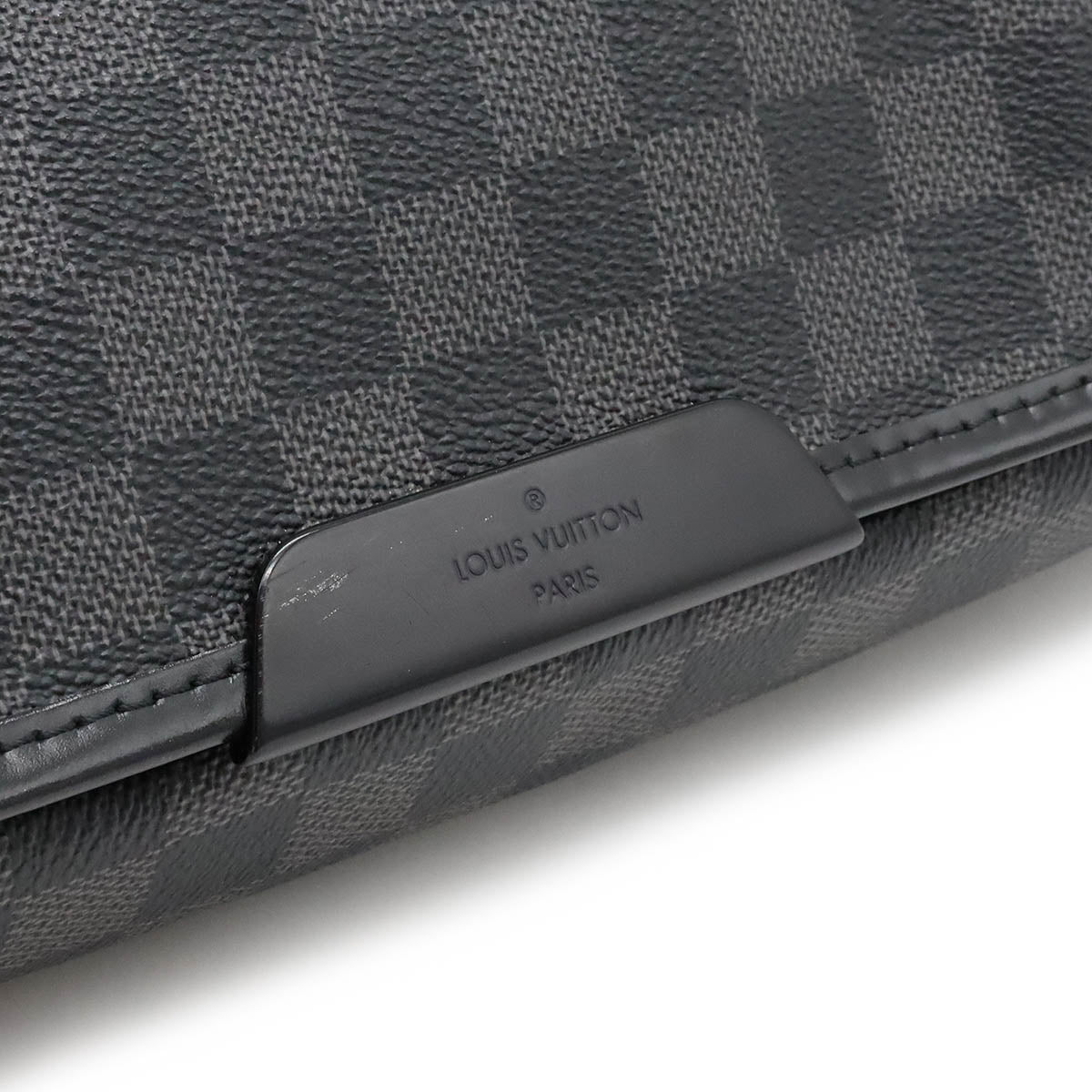 Louis Vuitton Daniel MM Messenger Bag