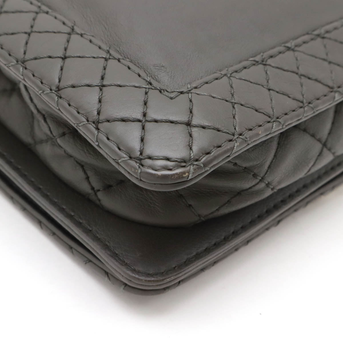 Chanel Boy Chanel Leather Shoulder Bag