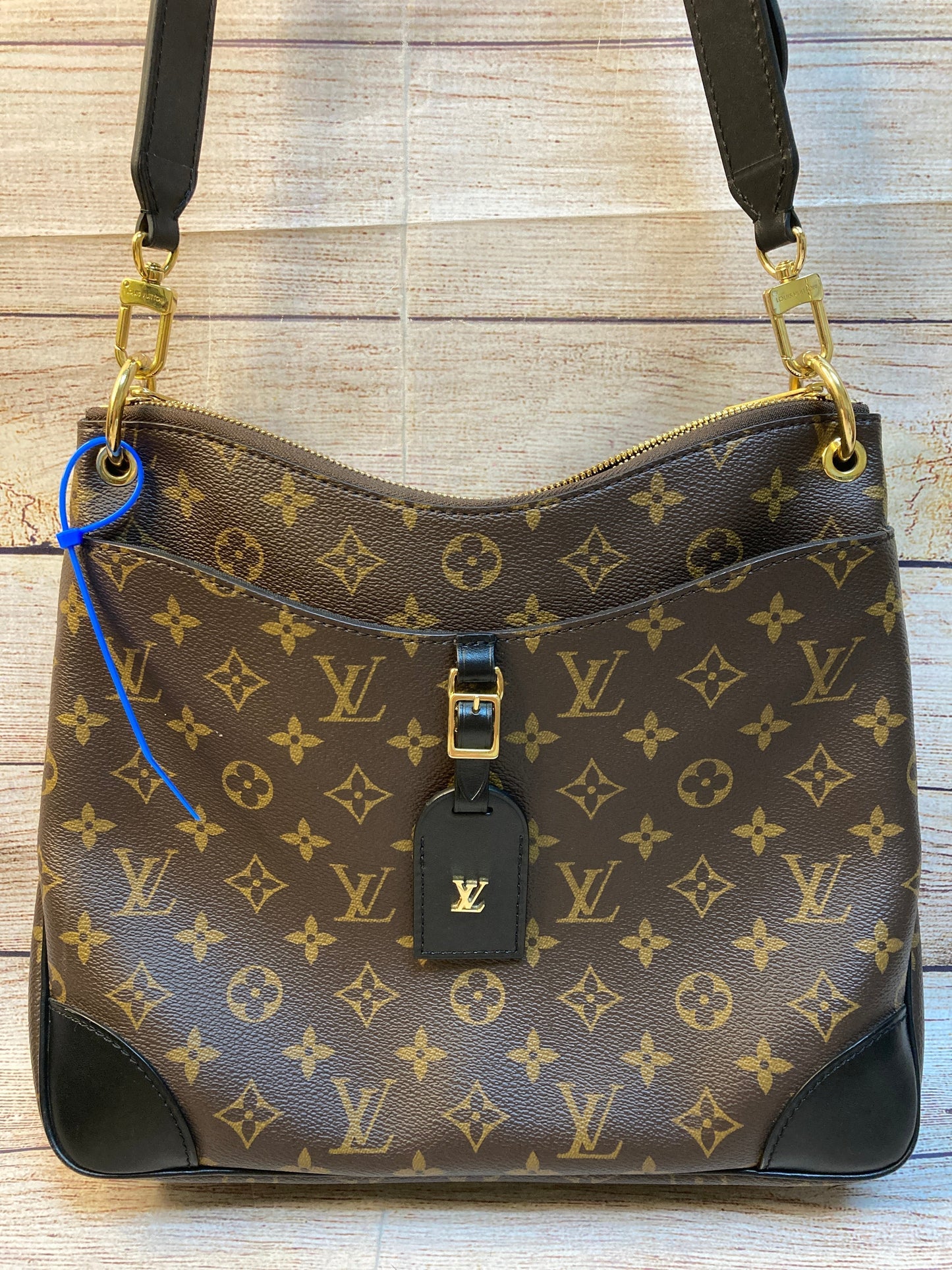 Handbag Luxury Designer By Louis Vuitton Size: Large
