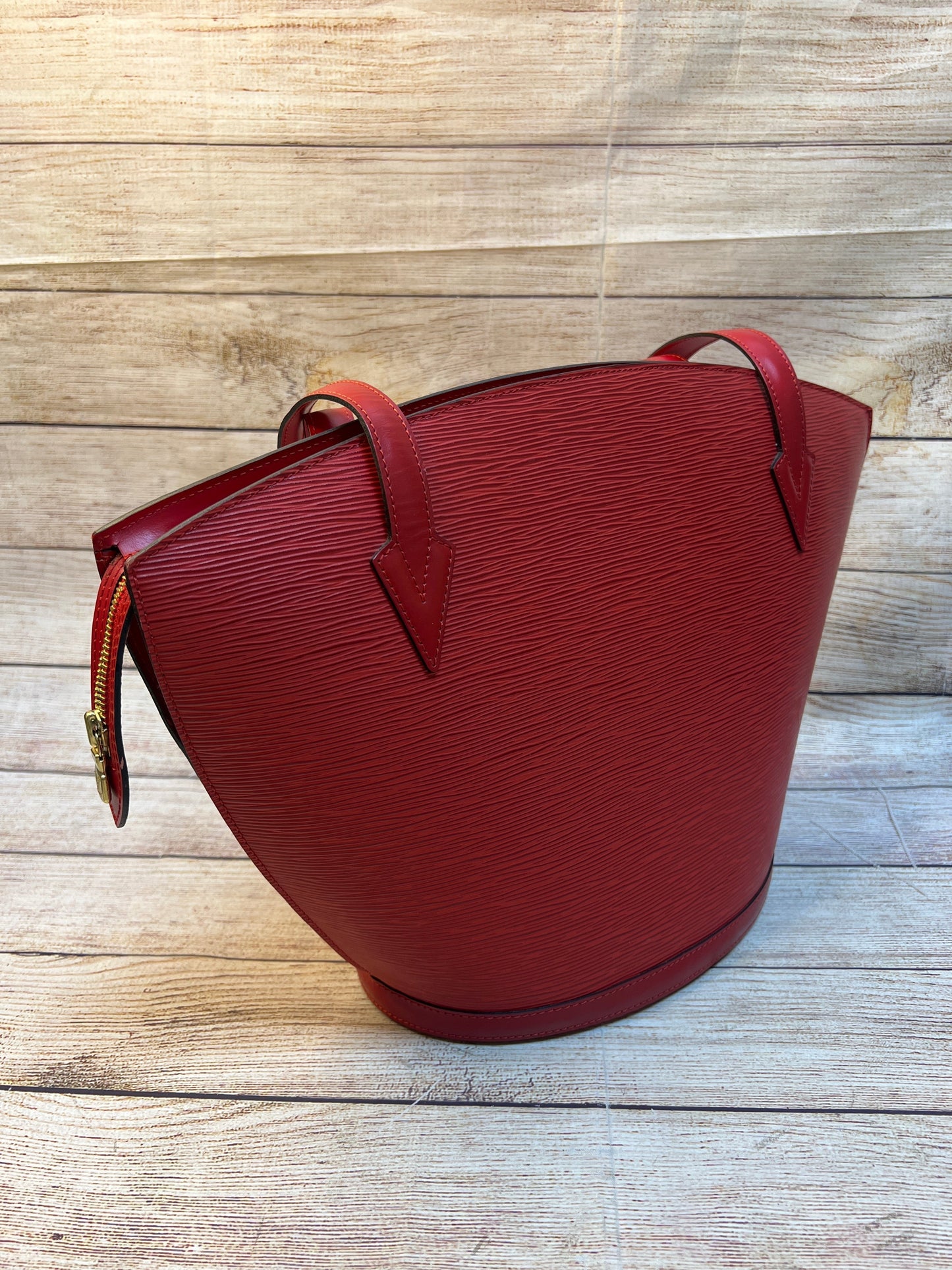 Handbag Leather By Louis Vuitton Size: Large
