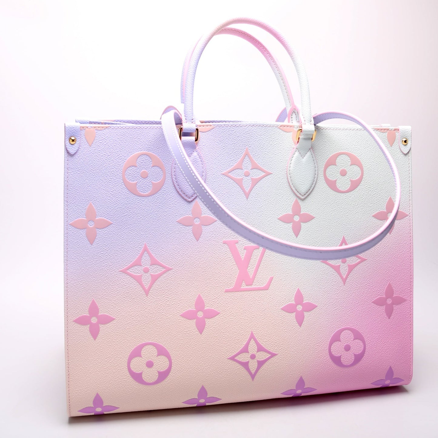 Louis Vuitton ONTHEGO GM Spring in the City