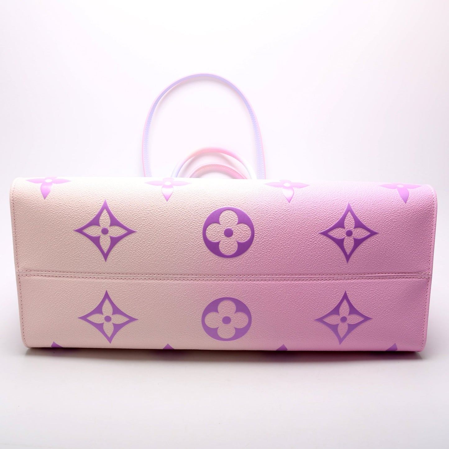Louis Vuitton ONTHEGO GM Spring in the City
