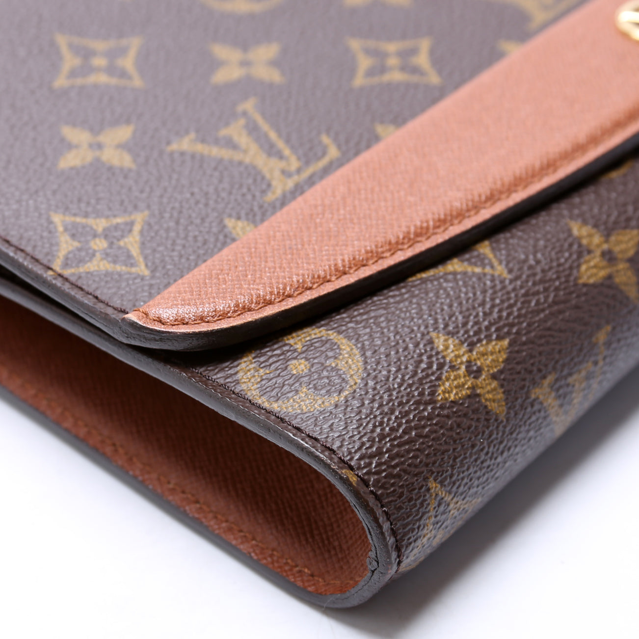 Louis Vuitton Pochette Boxdeaux GM Monogram