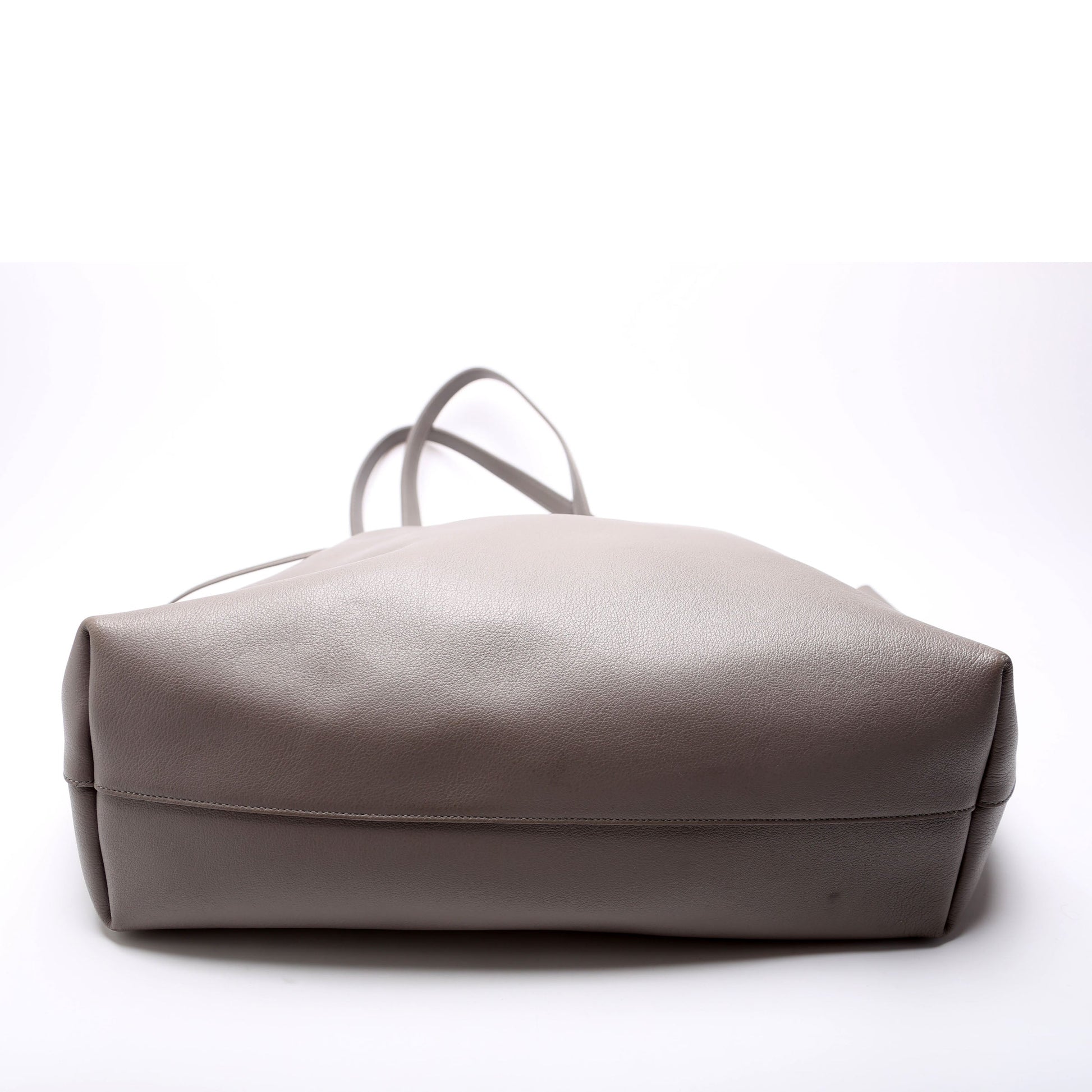 Saint Laurent Shopping East/West Supple Leather 600281 Grey Bag