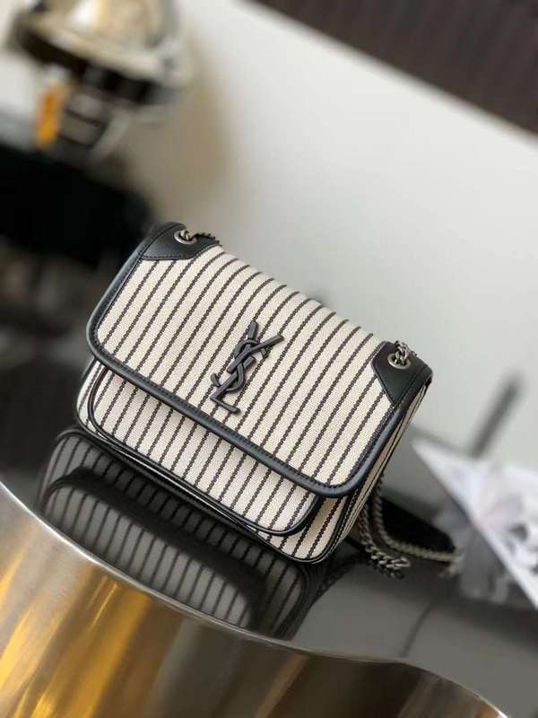 Yves Saint Laurent - Bags 