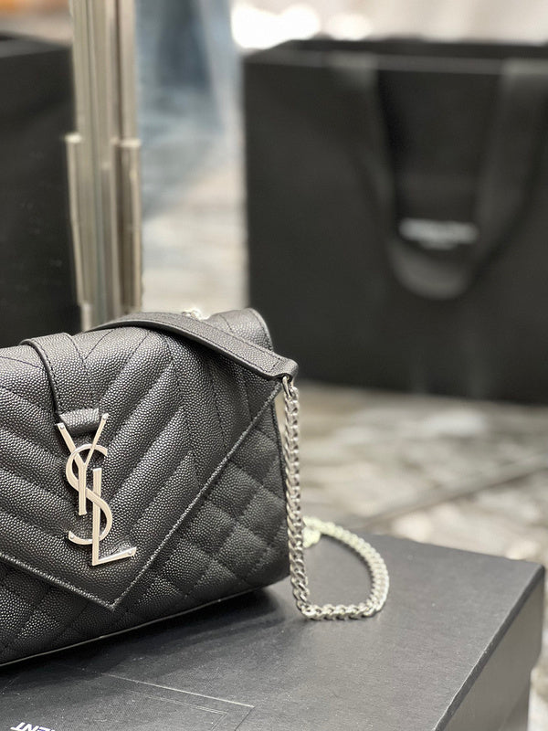 Yves Saint Laurent - Bags