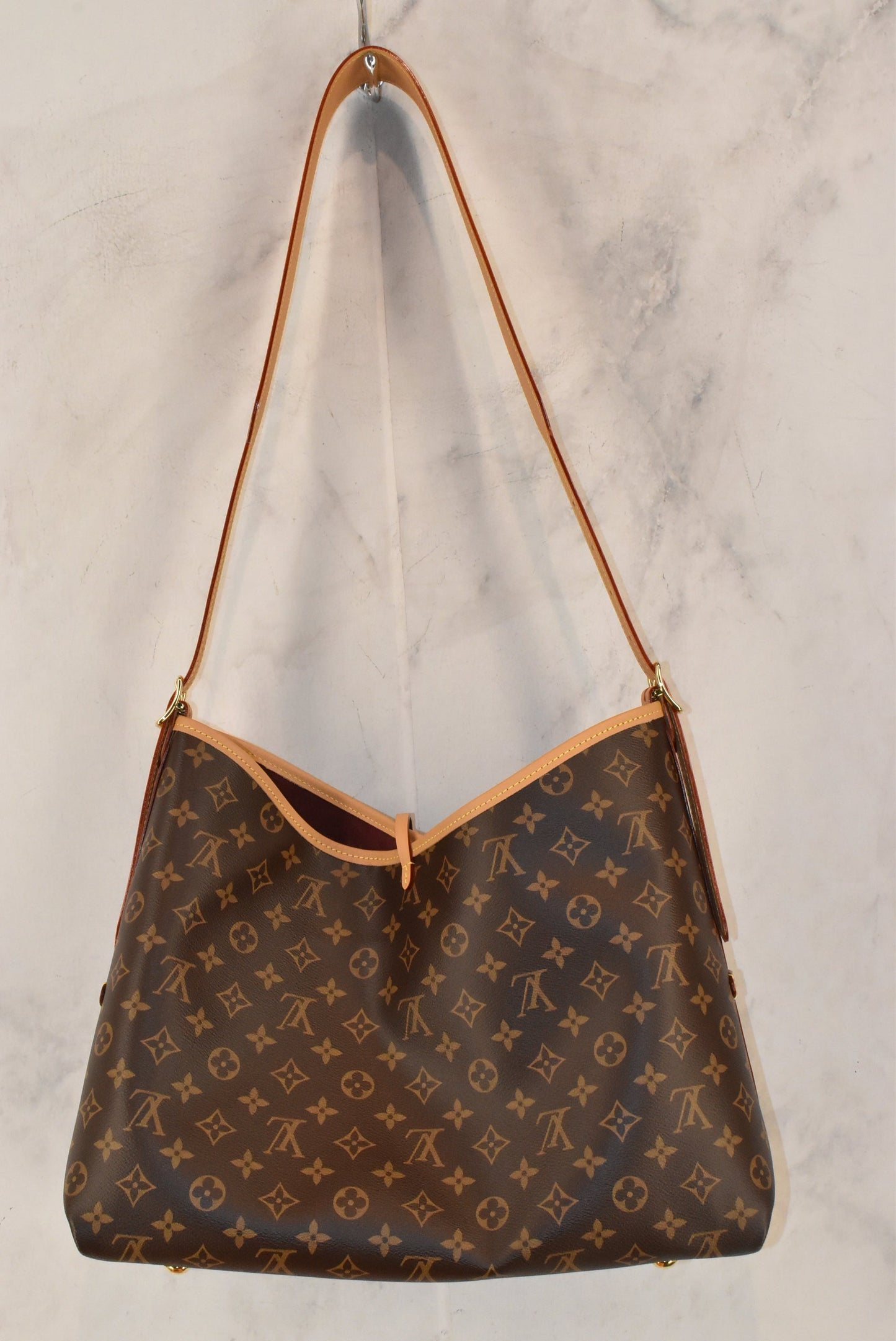 Handbag Luxury Designer By Louis Vuitton Size: Large