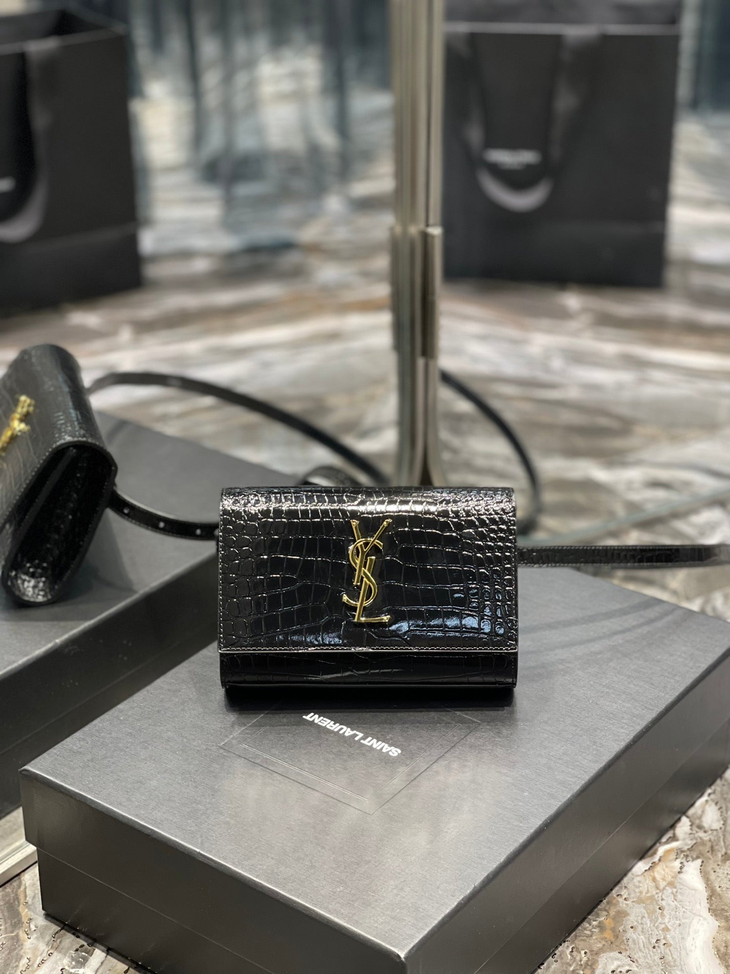 Yves Saint Laurent Kate Belt Bag Light Black, Women&#s Bags 7in/