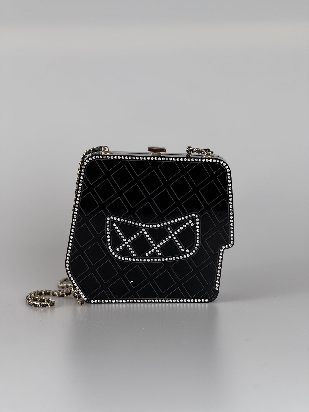 Chanel Shoulder Bag - Almora Bags