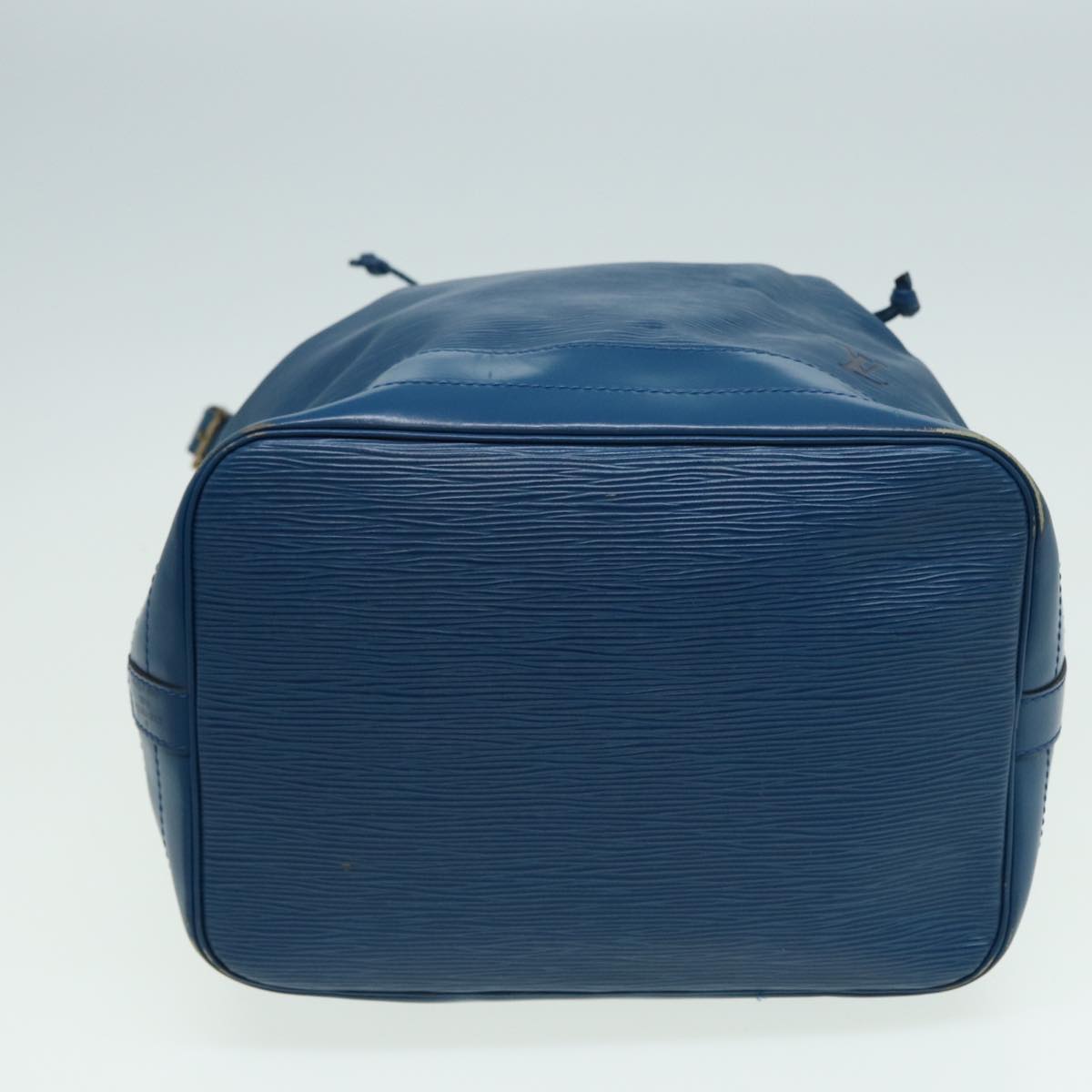 LOUIS VUITTON Noe Shoulder Bag