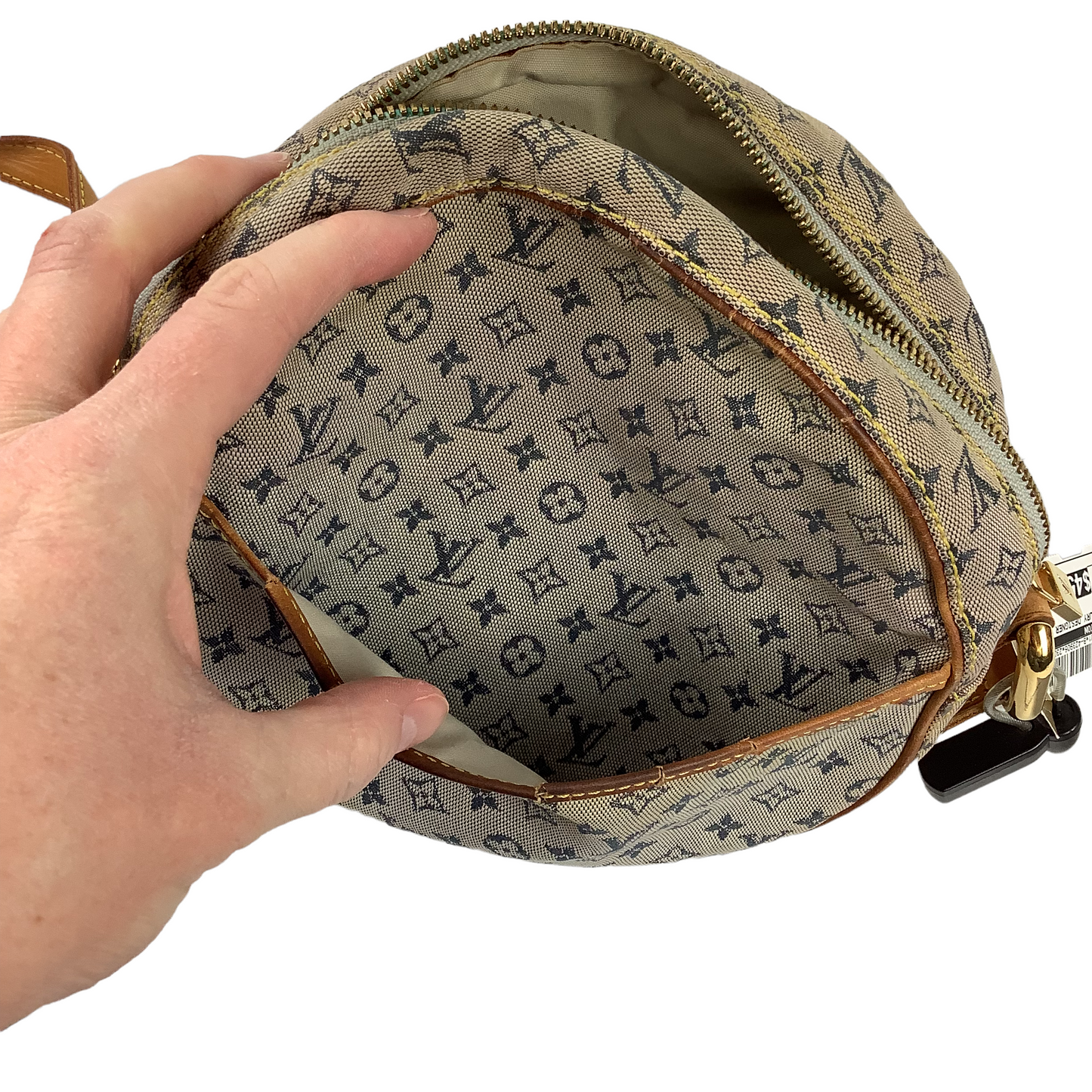 Handbag Luxury Designer By Louis Vuitton Size: Small