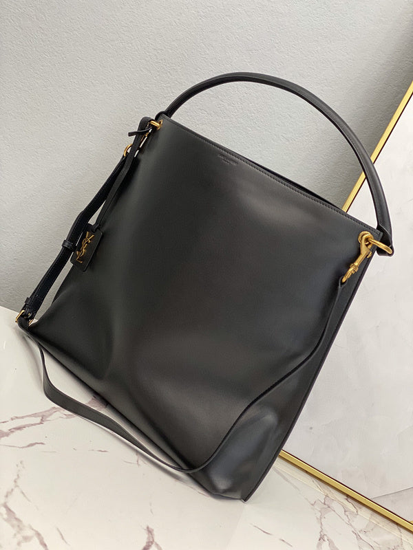 Yves Saint Laurent - Bags