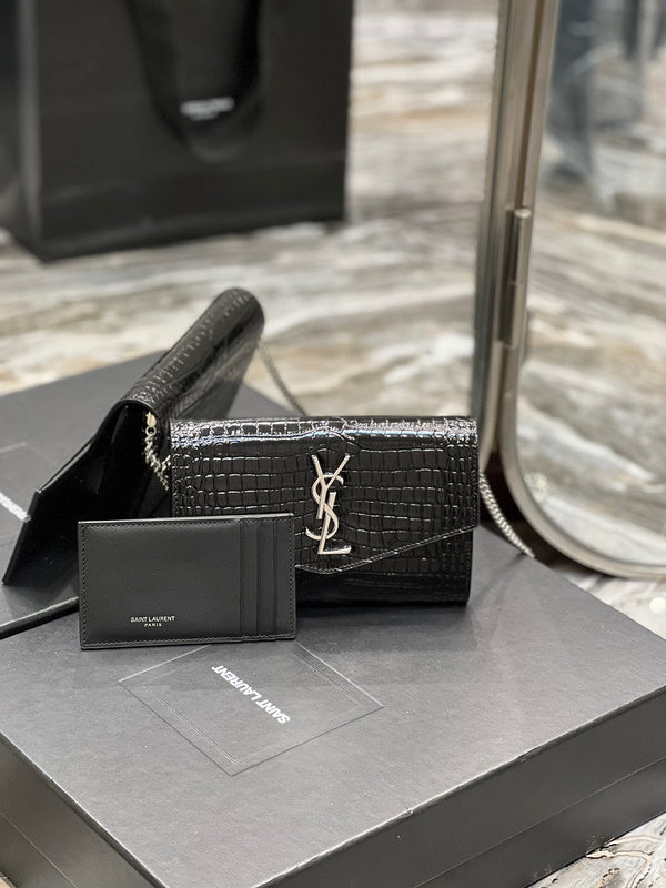 Yves Saint Laurent - Bags