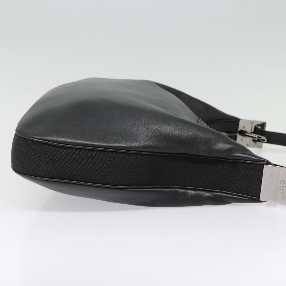 Gucci Leather Shoulder Bag