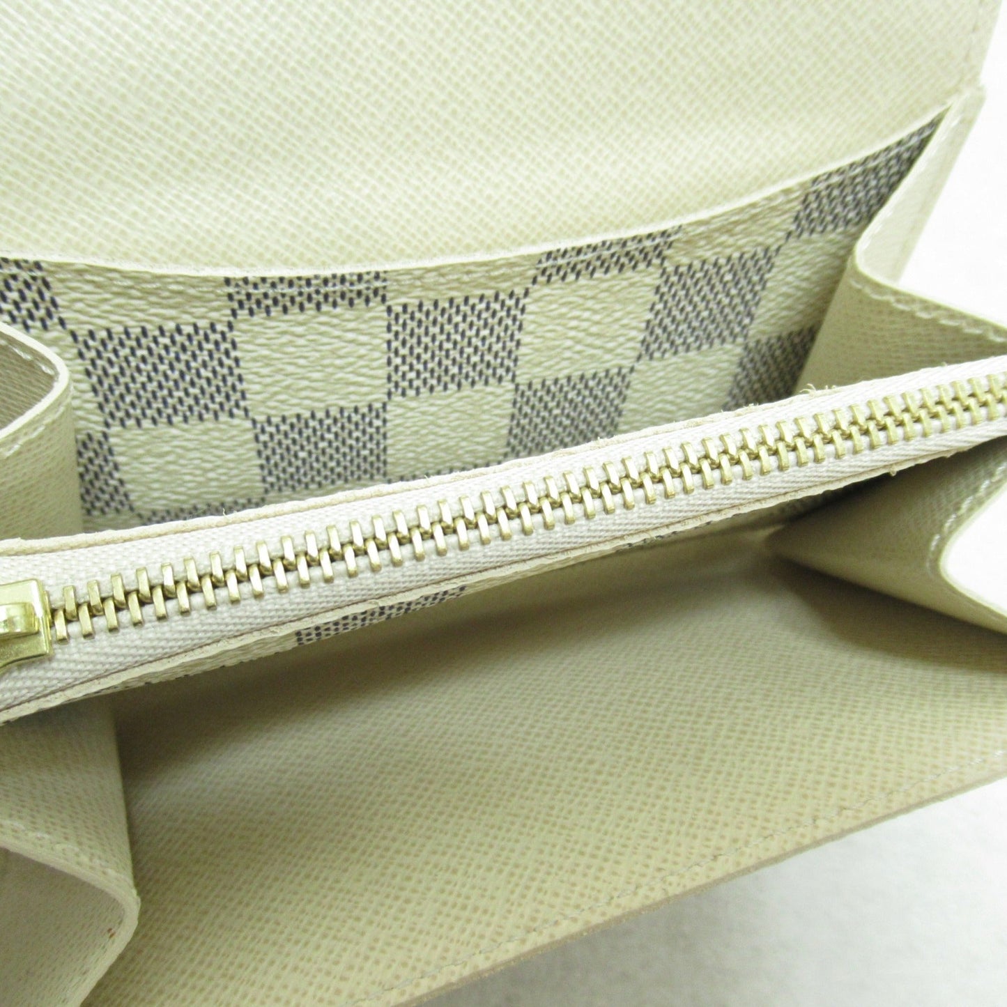 LOUIS VUITTON Sunchu Pochette Solo Belt White Damier Azur PVC coated canvas M9835S Clutch