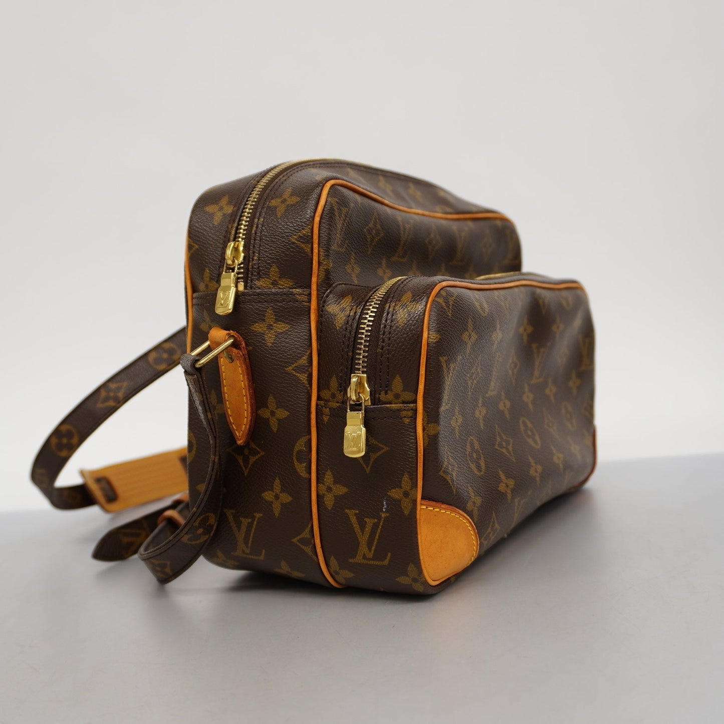 Louis VuittonAuth Monogram Nile Women's Shoulder Bag