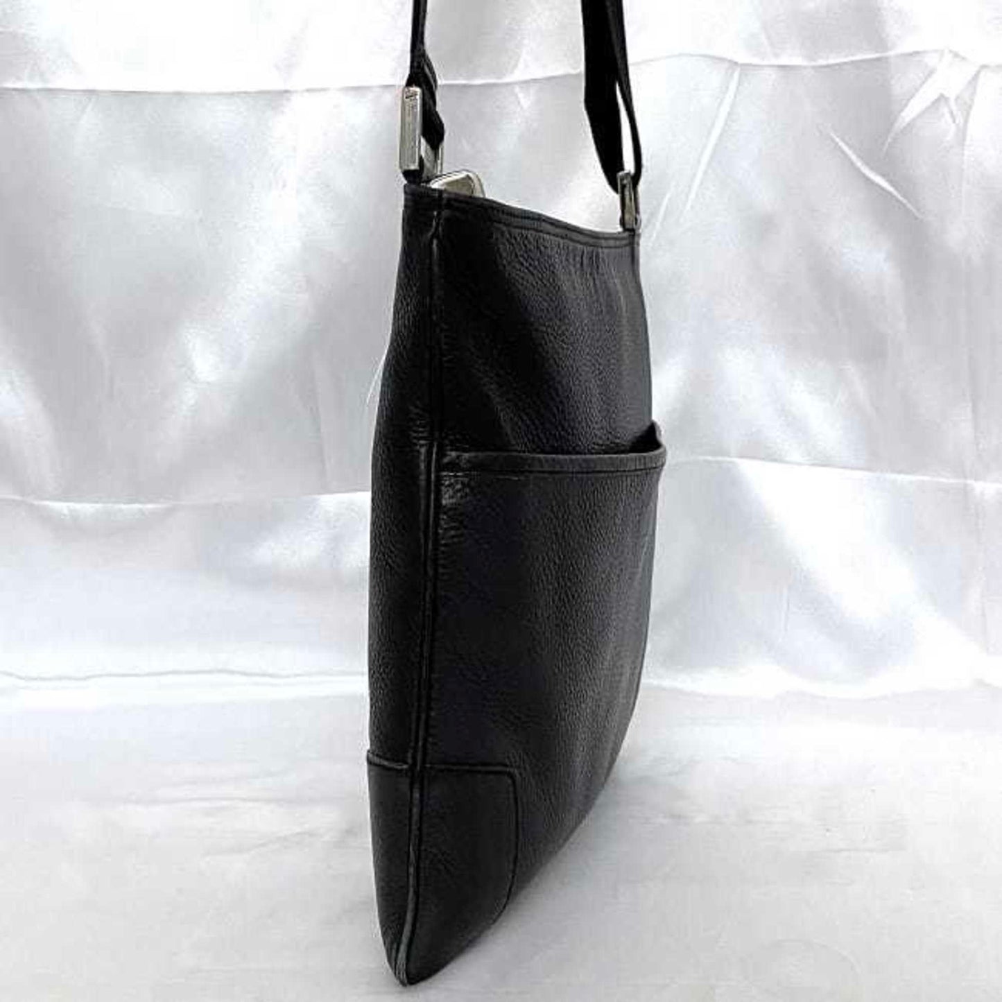 Gucci Leather Shoulder Bag