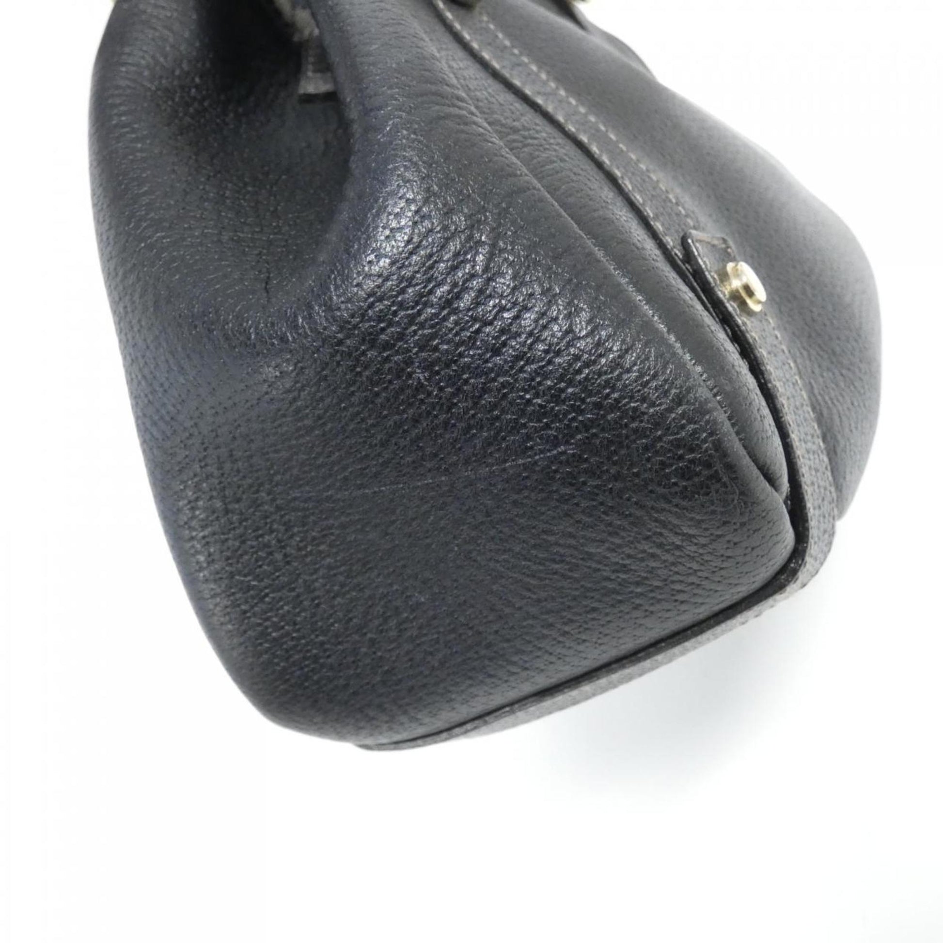 Gucci Leather Shoulder Bag
