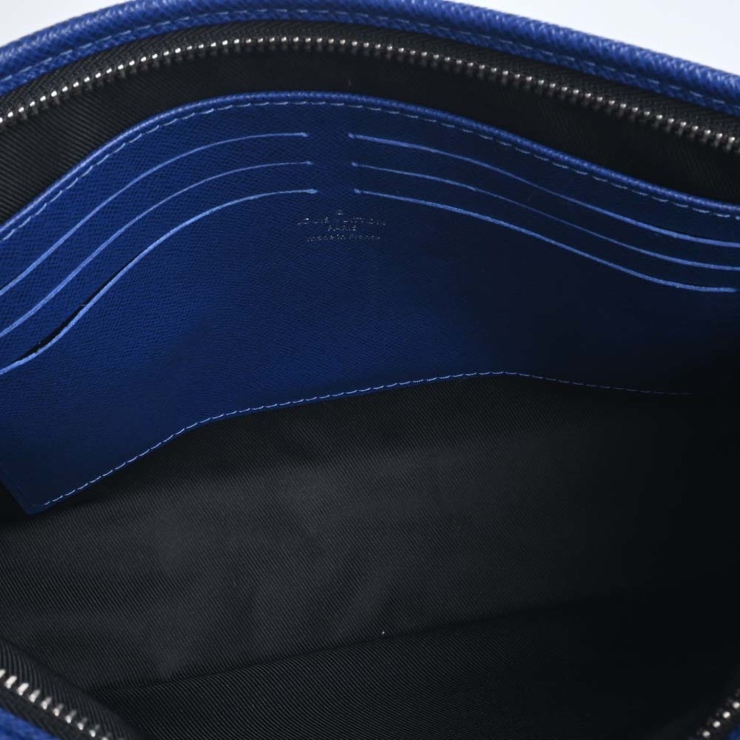 LOUIS VUITTON Eclipse Taigarama Pochette Voyage MM Clutch Bag Second Blue Men's