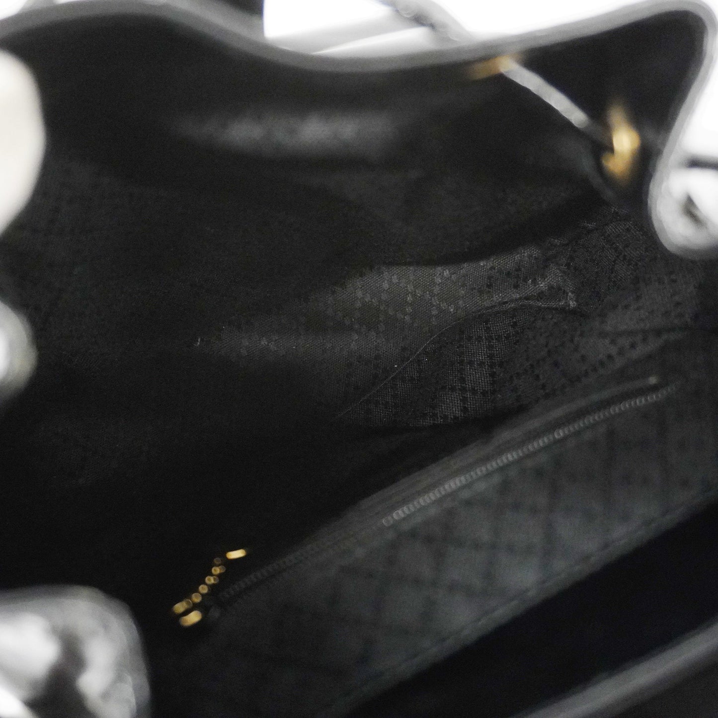 Gucci Leather Shoulder Bag