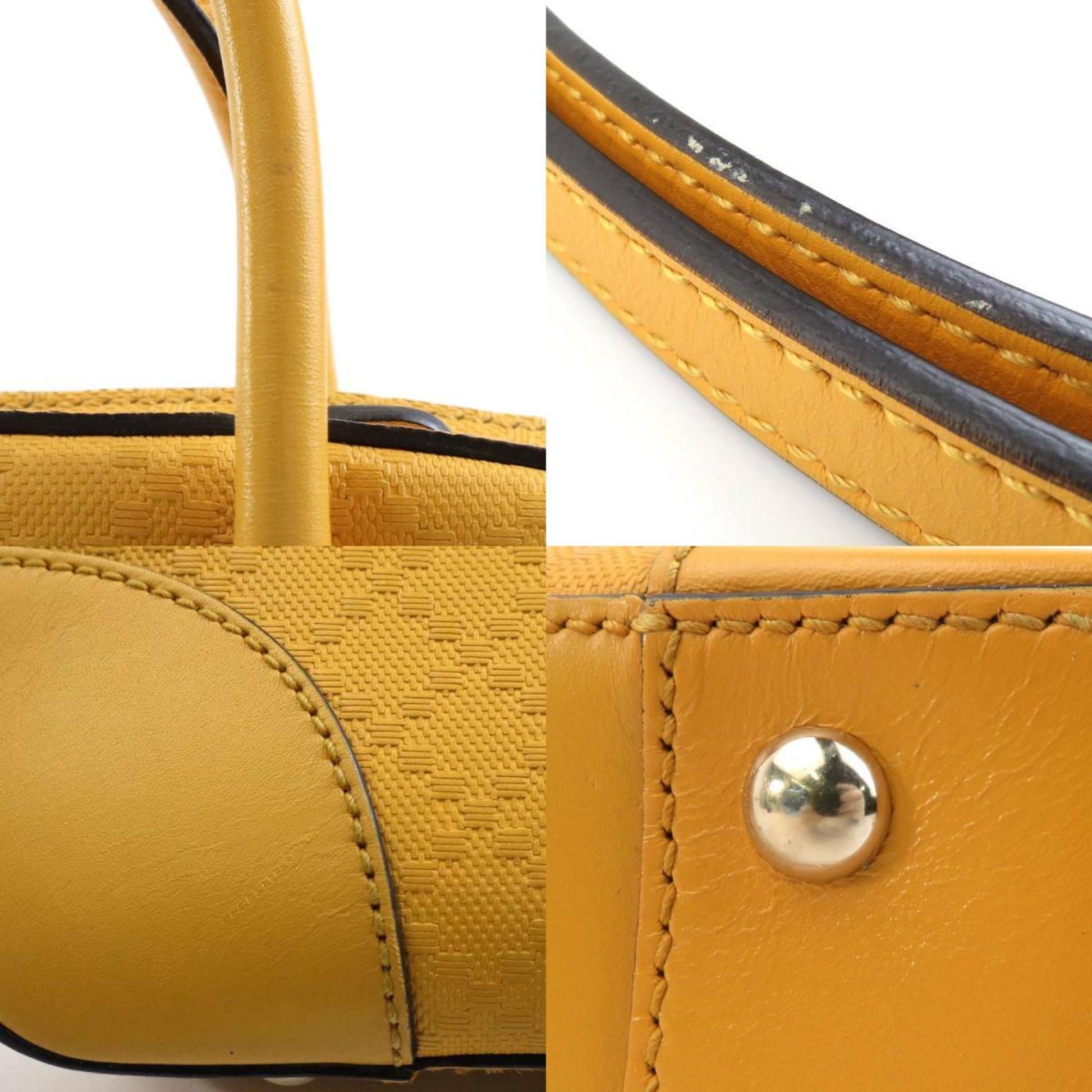 Gucci Leather Shoulder Bag