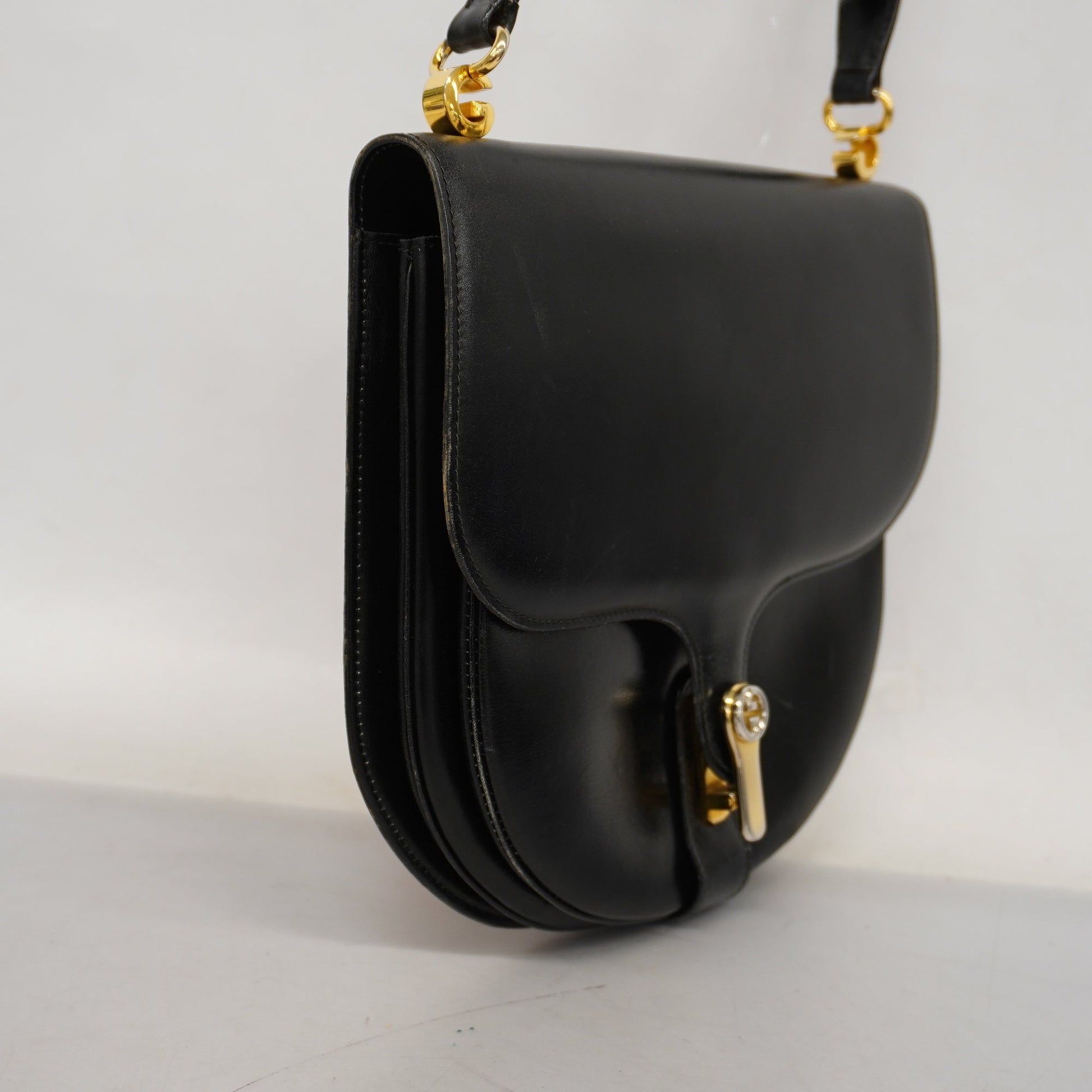 Gucci Leather Shoulder Bag