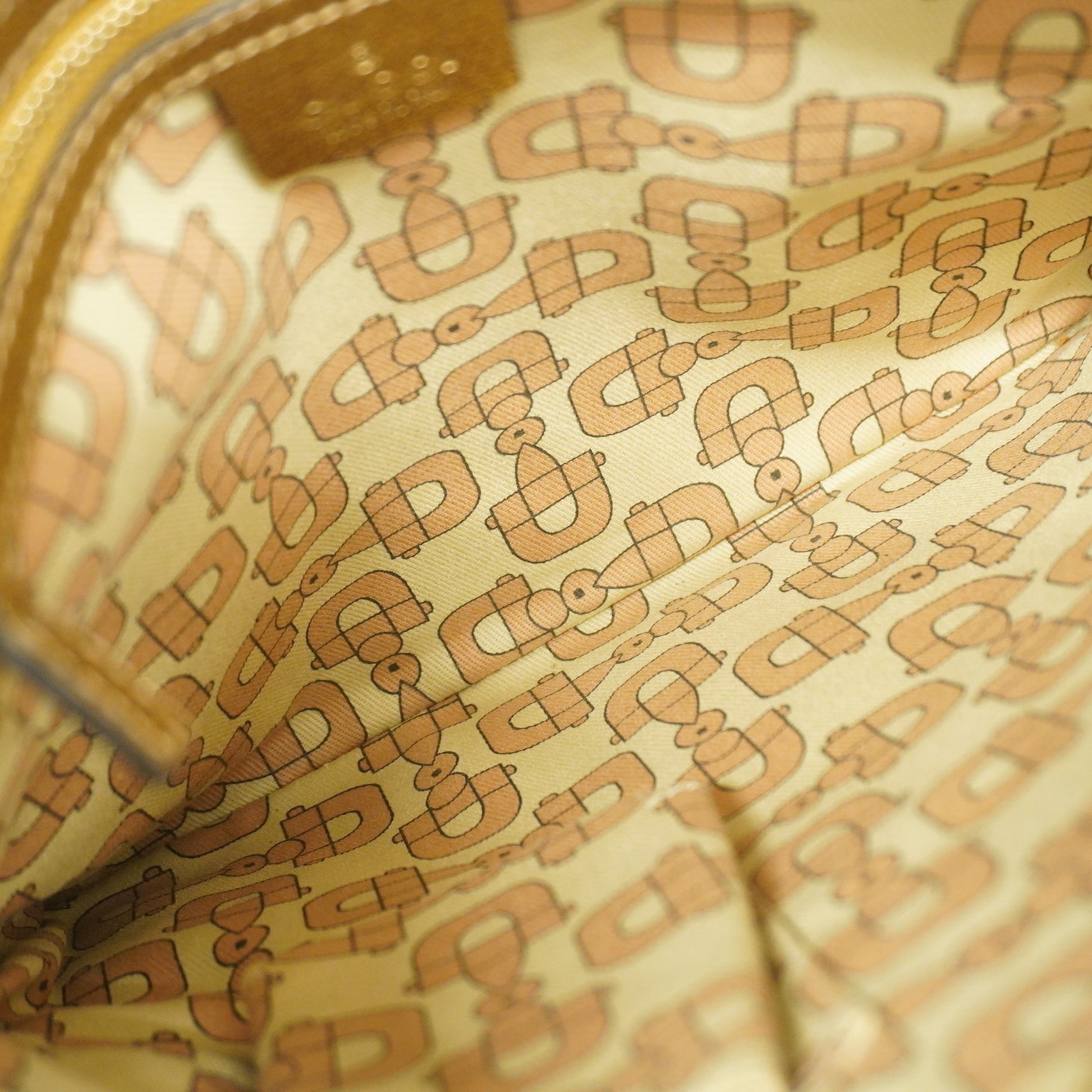 Gucci Leather Canvas Shoulder Bag