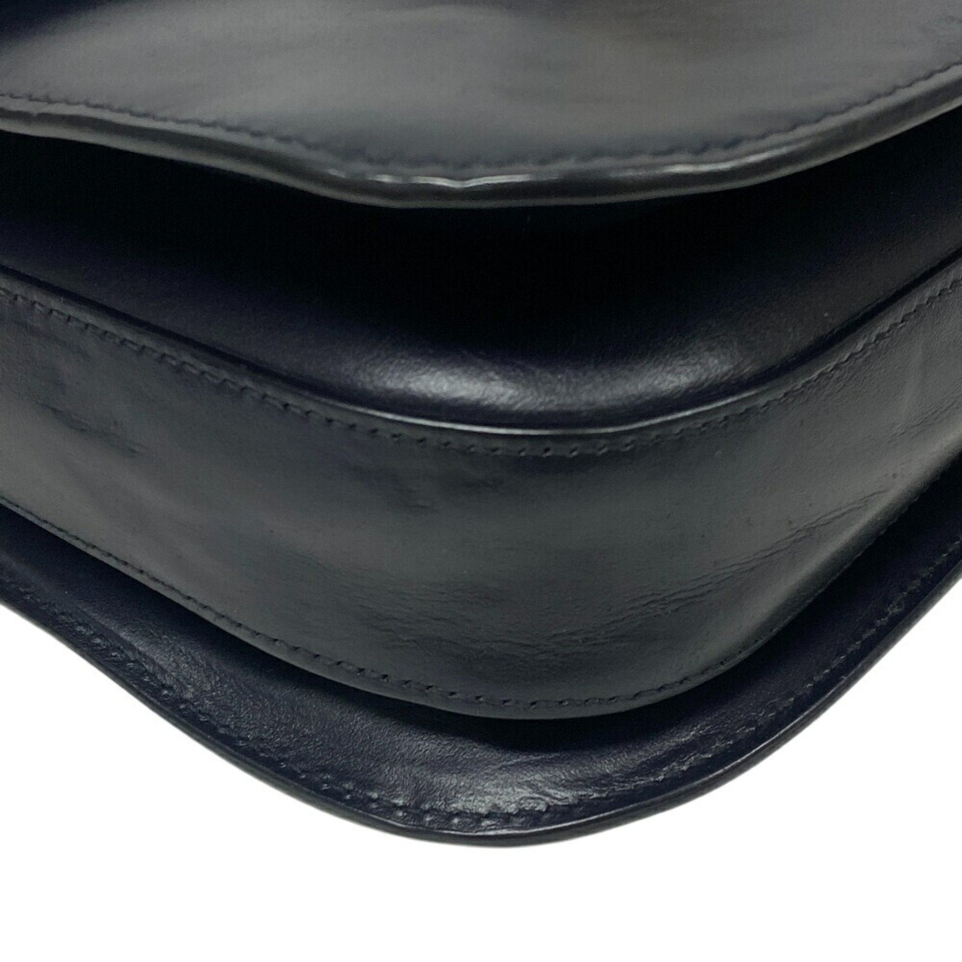 Gucci Leather Shoulder Bag
