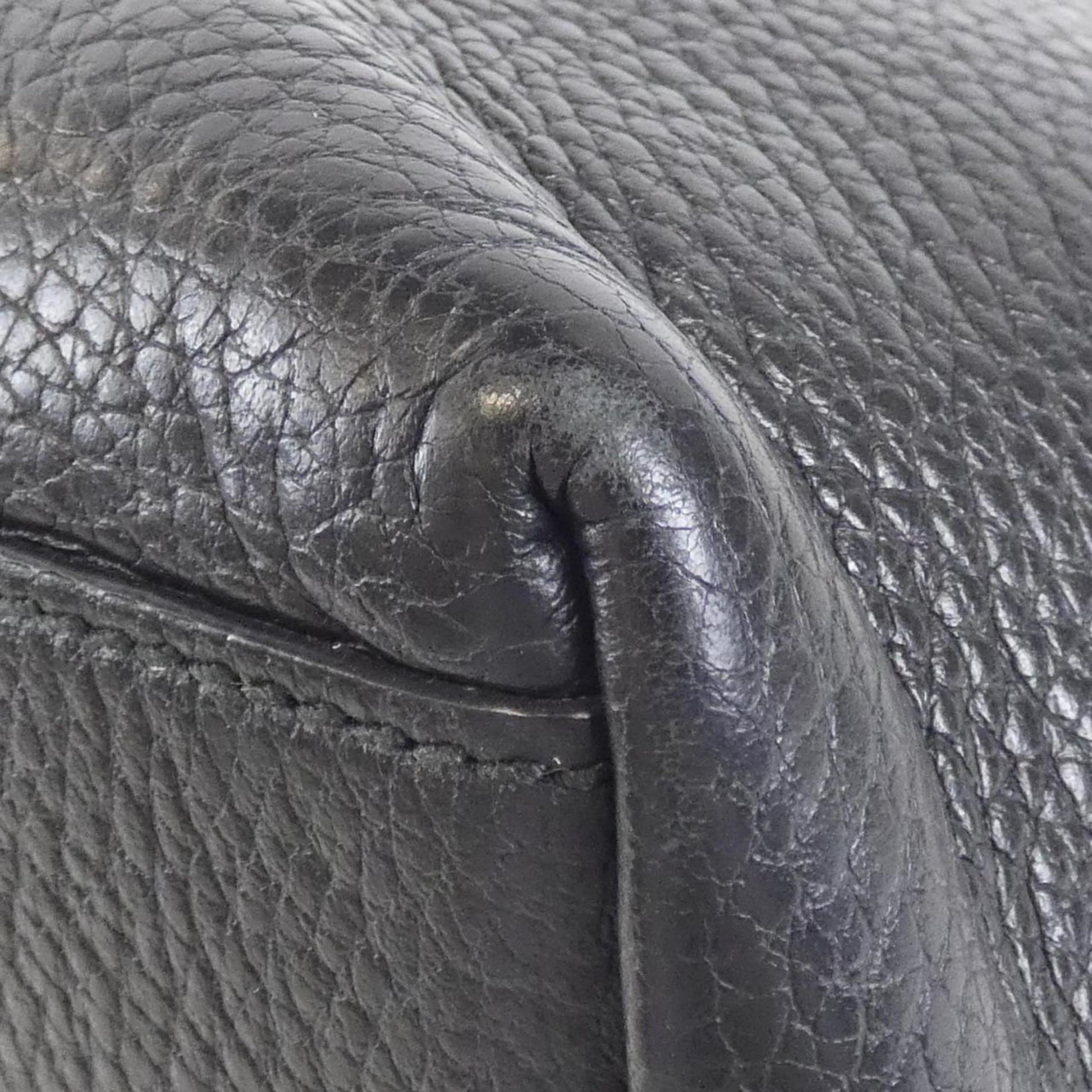 Gucci Leather Shoulder Bag