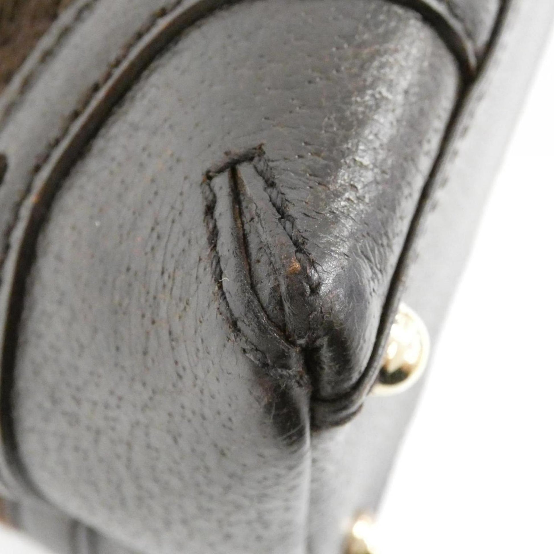Gucci Leather Shoulder Bag