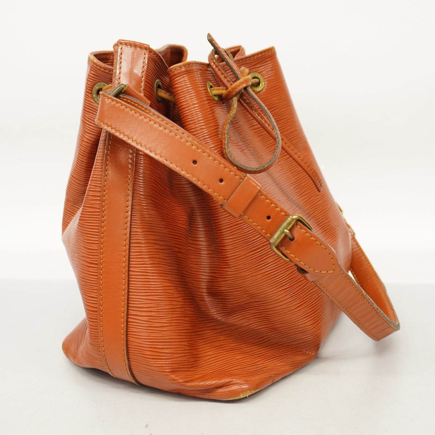 Louis VuittonAuth Epi Petit Noe Women's Shoulder Bag Kenyan Brown