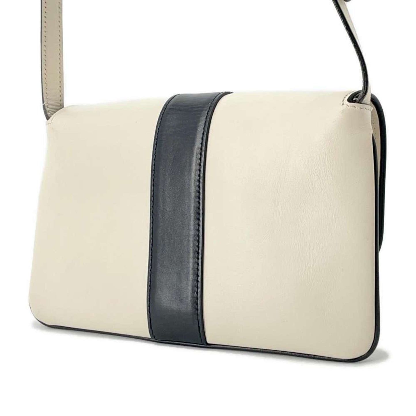 Gucci Leather Shoulder Bag