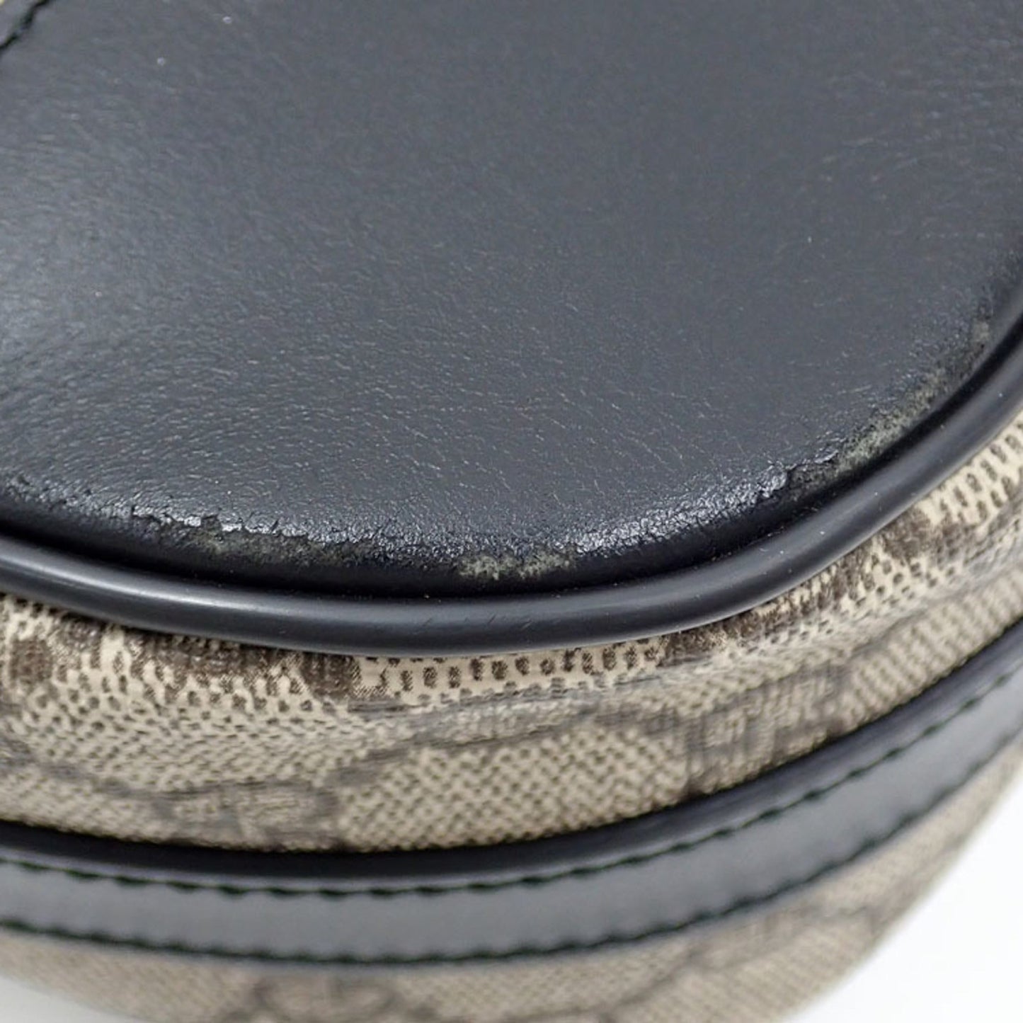 Gucci Lou Leather Shoulder Bag