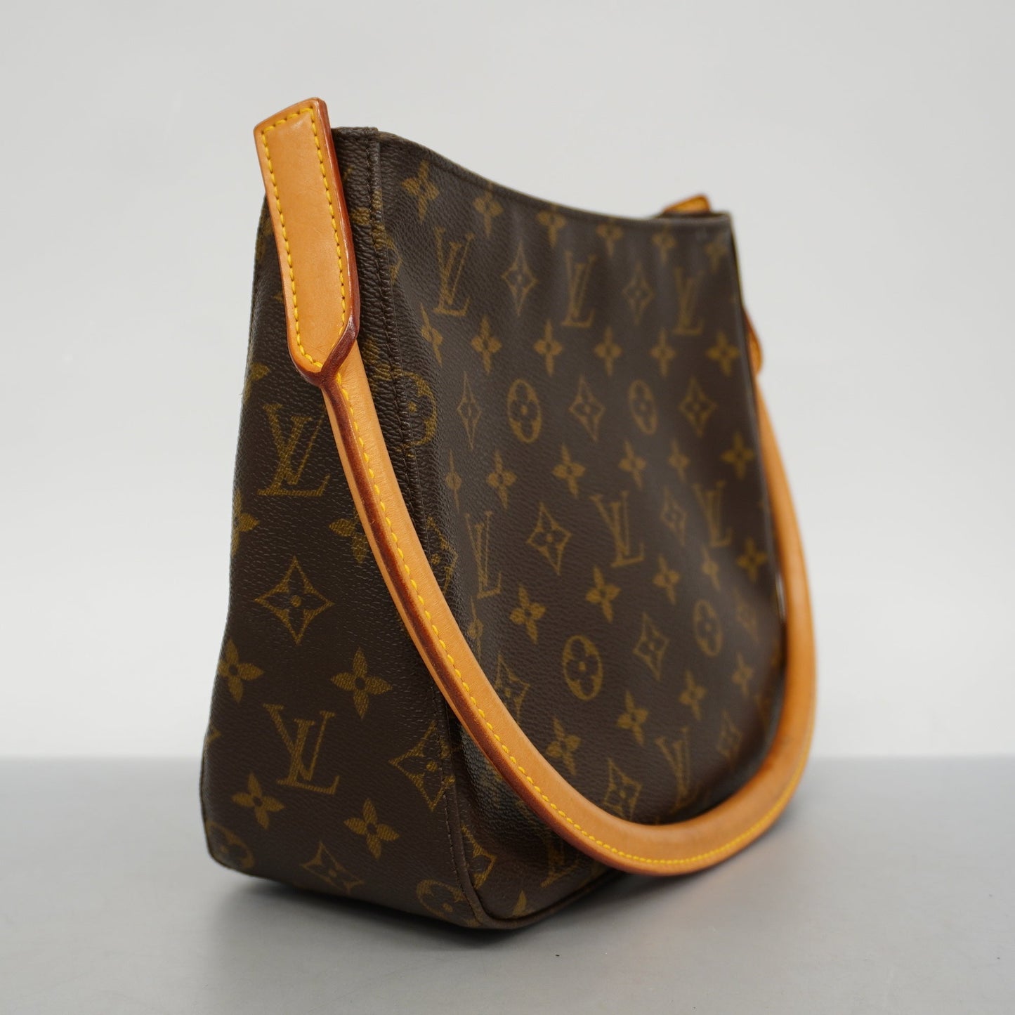 Louis VuittonAuth Monogram Looping MM Women's Shoulder Bag