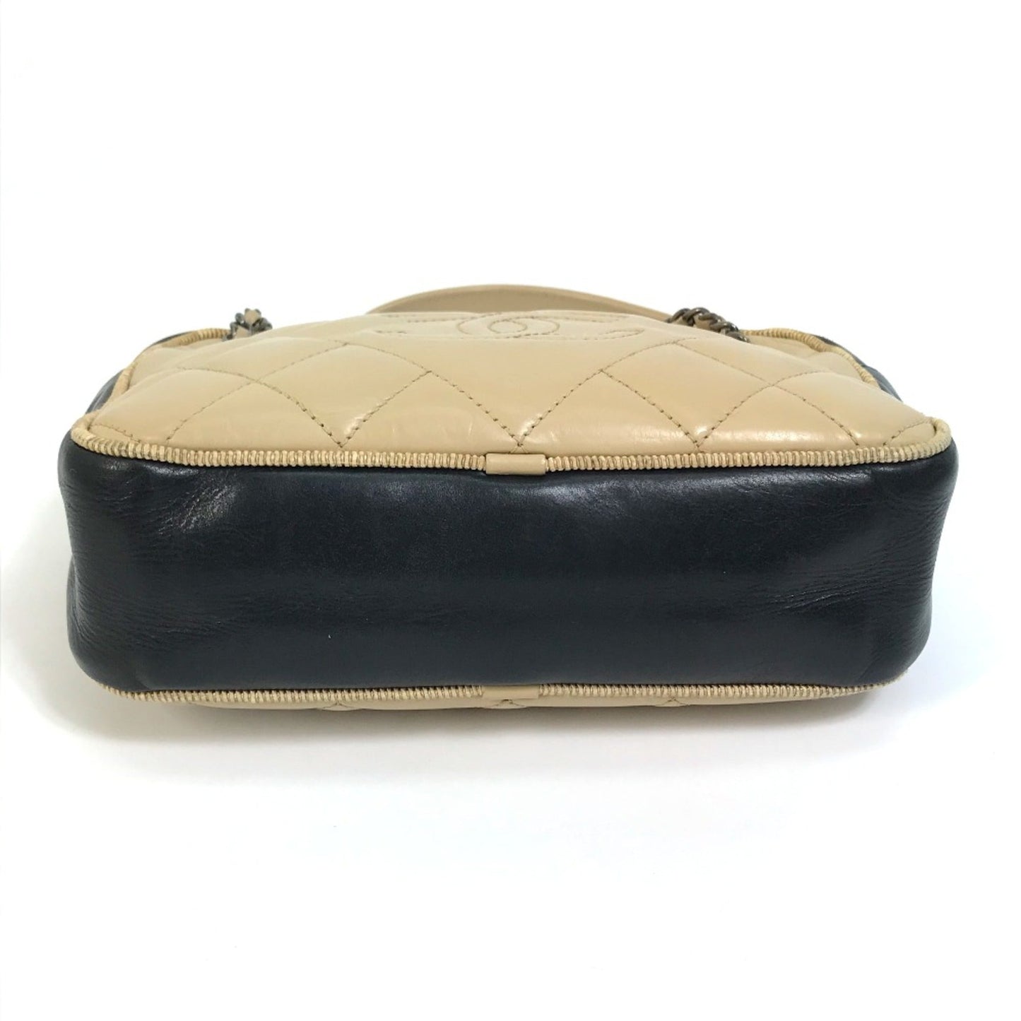 Chanel Shoulder Bag - Almora Bags