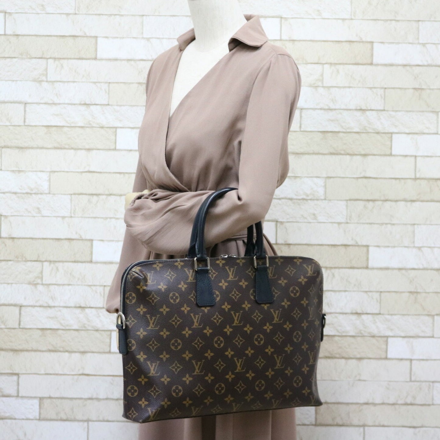 Louis Vuitton Bag Macassar Shoulder Porto Documanjour Brown Ladies Monogram Canvas