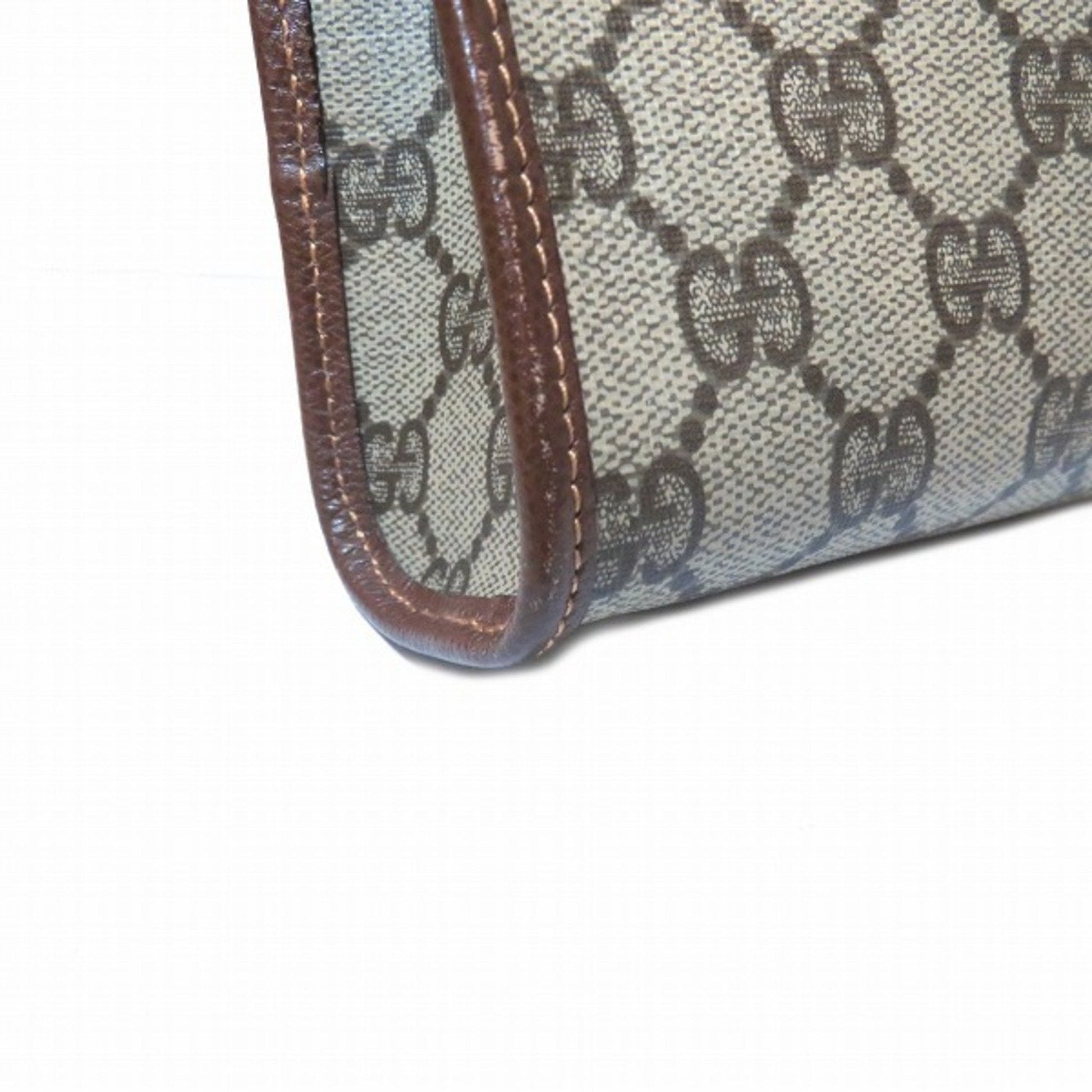 Gucci Lou Leather Clutch